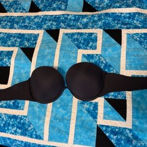 La senza push up bra rarely worn, strapless 32d